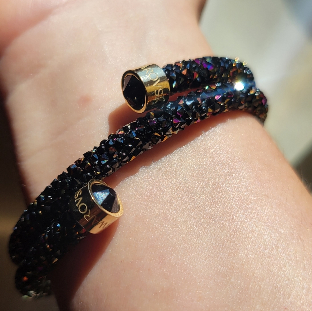 Swarovski crystal dust bangle